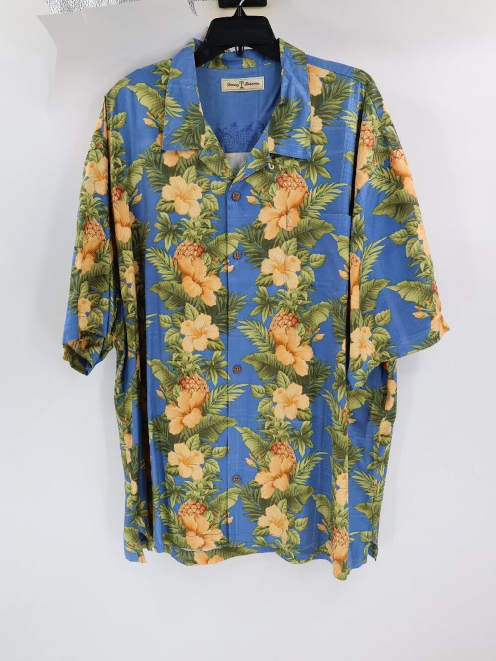 Tommy Bahama Hawaiian Shirt Men 2XL Silk camp pineapple print floral loop collar